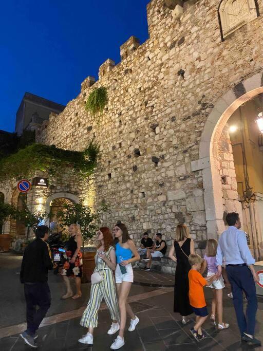 Casa Vacanza Giardini Naxos Taormina Miranaxos Eksteriør billede