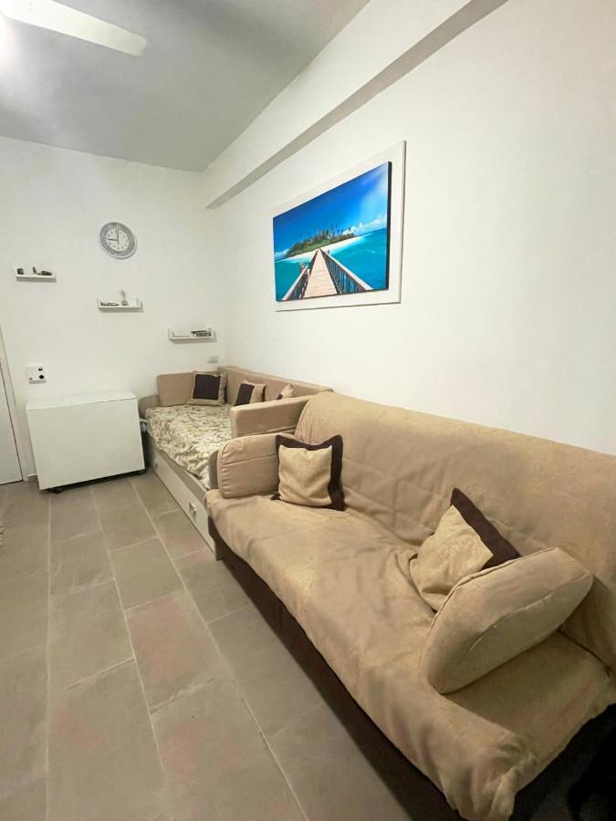 Casa Vacanza Giardini Naxos Taormina Miranaxos Eksteriør billede