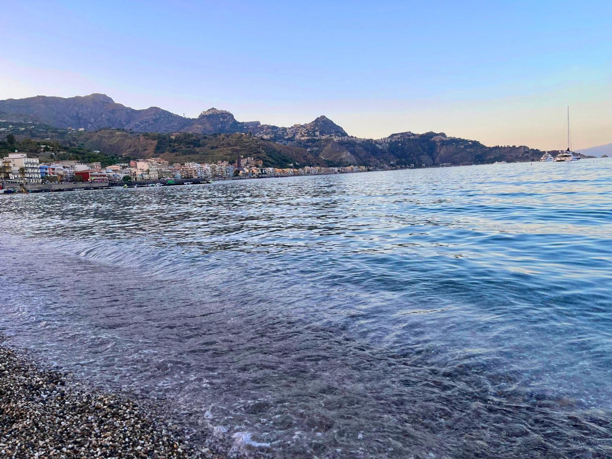 Casa Vacanza Giardini Naxos Taormina Miranaxos Eksteriør billede