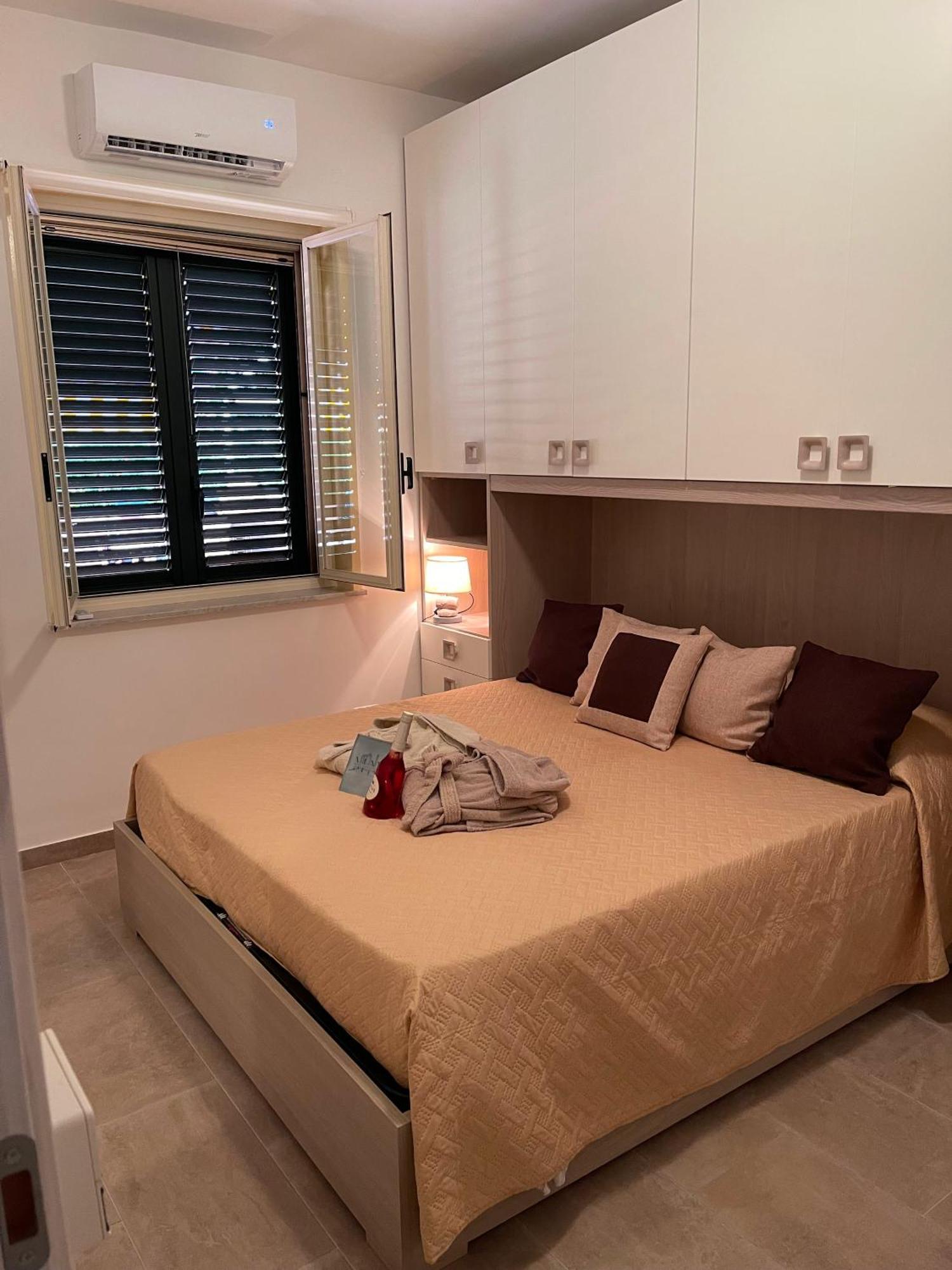 Casa Vacanza Giardini Naxos Taormina Miranaxos Eksteriør billede